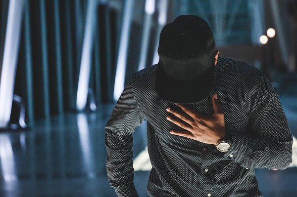 La casquette en cuir pour associer l'élégance et le caractère